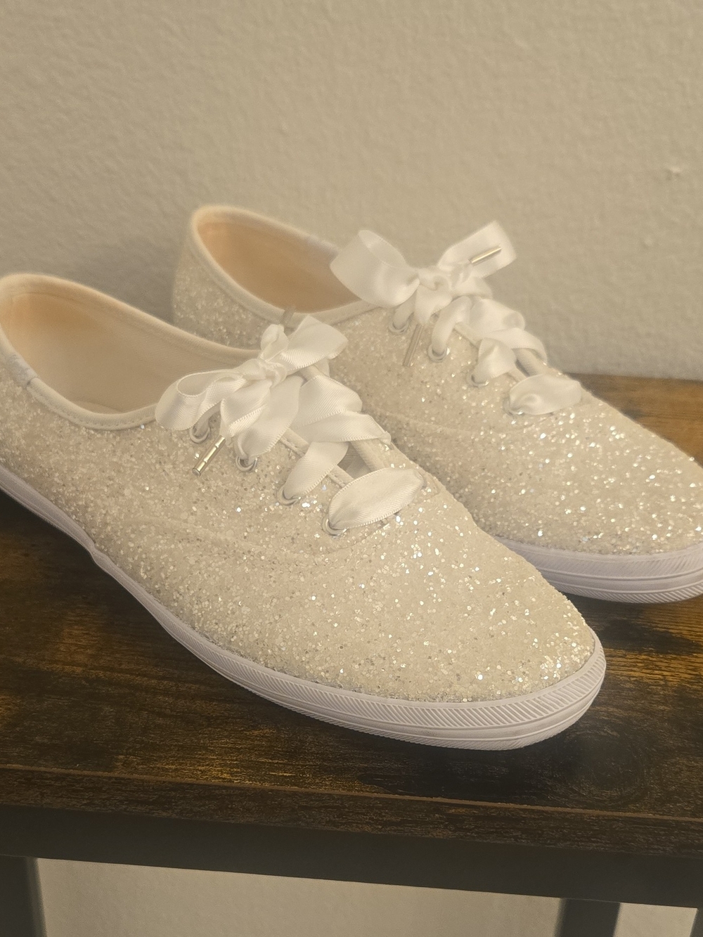 Keds x Kate Spade New York White Glitter Women's Low Top Sneaker Size 8.5 - Picture 4 of 11